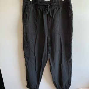 American Eagle cuffed cargo pants